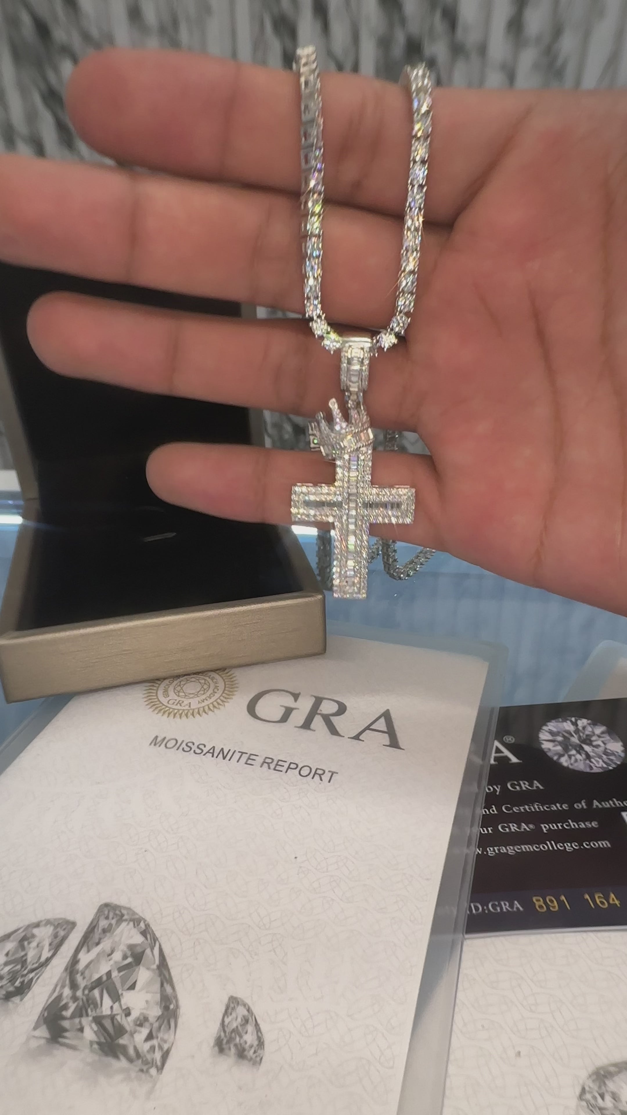 Cadena + Dije cruz con corona